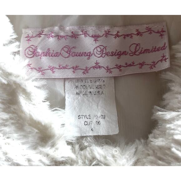 Sophia Young Design VTG Faux Fur White Jacket Sz 4 USA Pagent Special Occasion - Picture 6 of 6